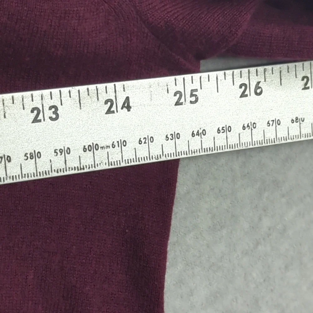 Banana Republic Luxury Blend V-Neck Sweater Men XL Silk Cotton Cashmere Burgundy